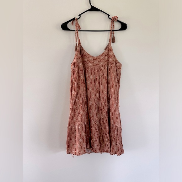 NEW Mauve Print Dress - Picture 2 of 6